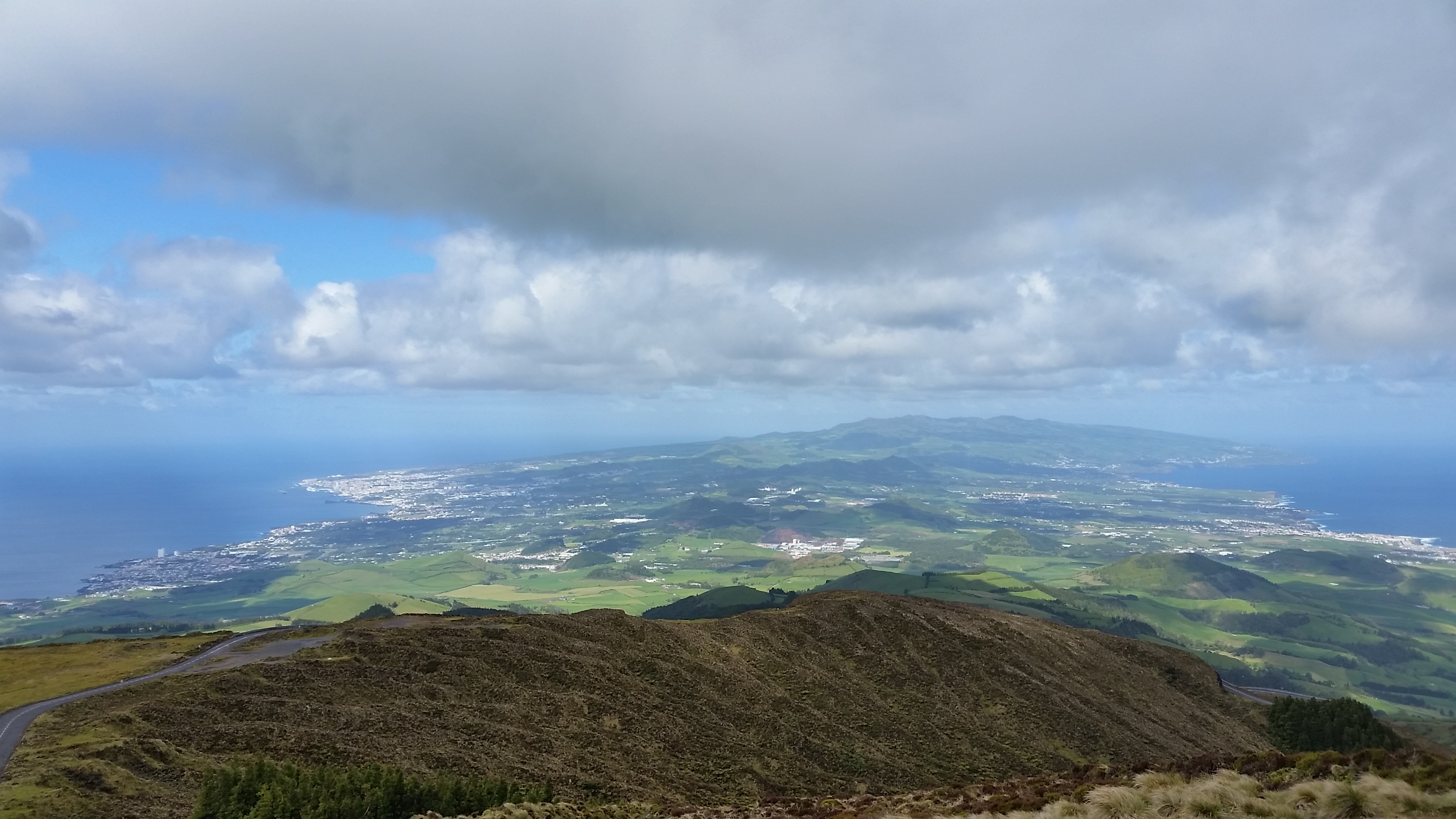 Parte superior del Pico da Barrosa (isla de Sao Miguel)