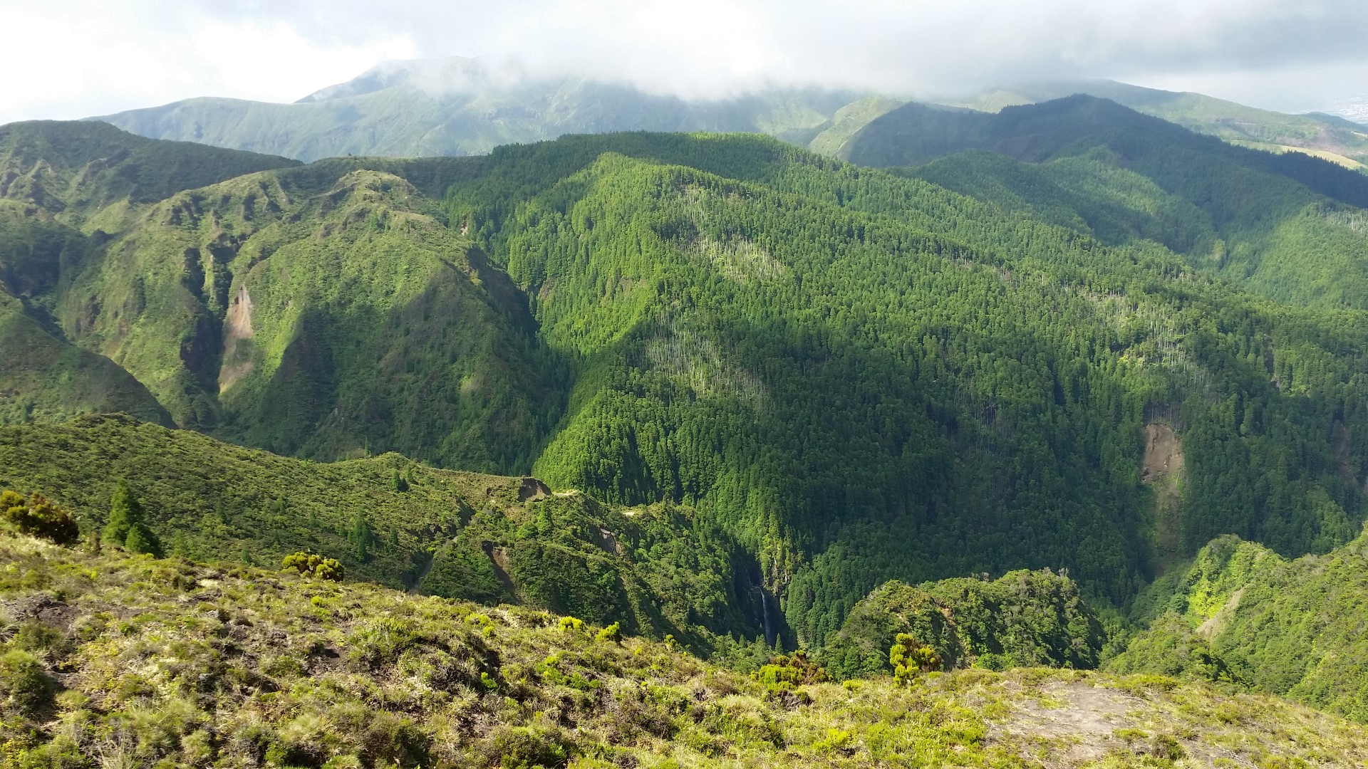 Excursión Terrestre # 3 - Cráter de la Lago del Fuego Y Vale de las Lombadas